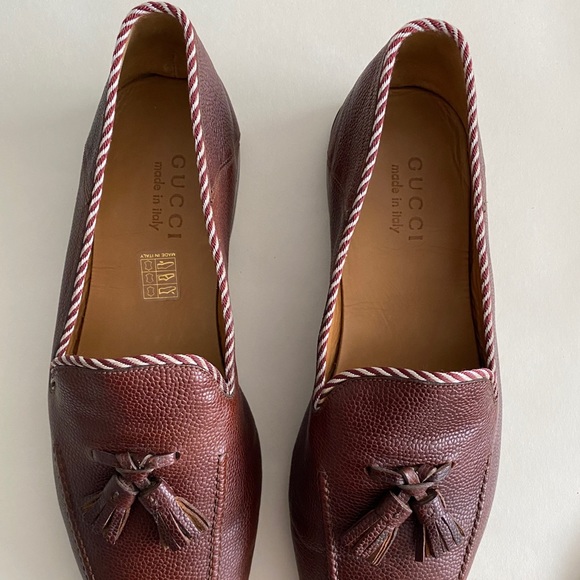 GUCCI men tassel slip on loafers main image 5